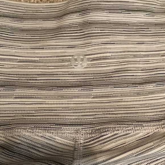 Lululemon Align Legging - Picture 2 of 4